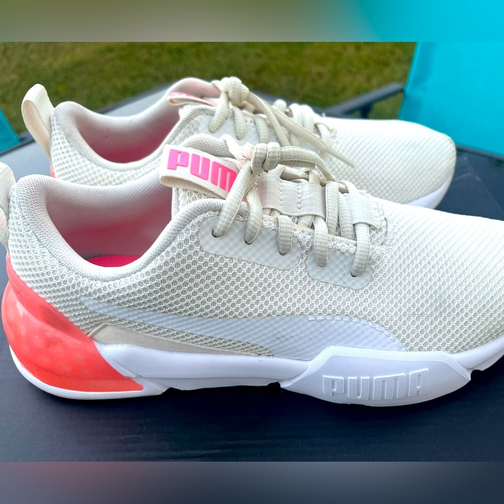 Puma Sneakers